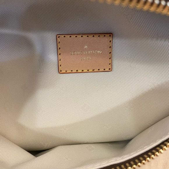 Louis Vuitton Monogram High Rise Bumbag - Picture 8 of 11